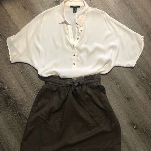 Forever 21 Tops - Cream Forever 21 Dolman Sleeve Blouse